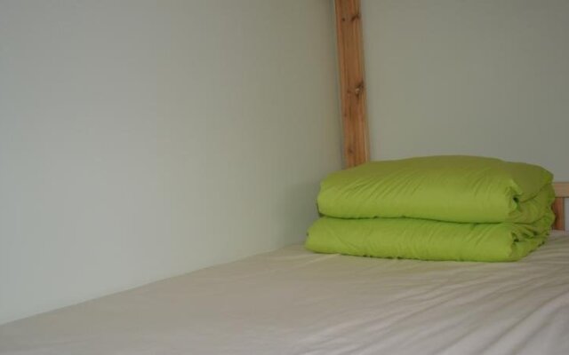 Linxi Xiaozhu Youth Hostel