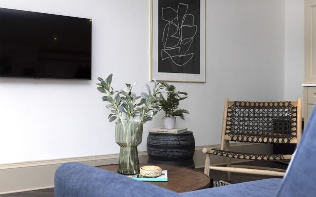 29 Queen Street Aparthotel