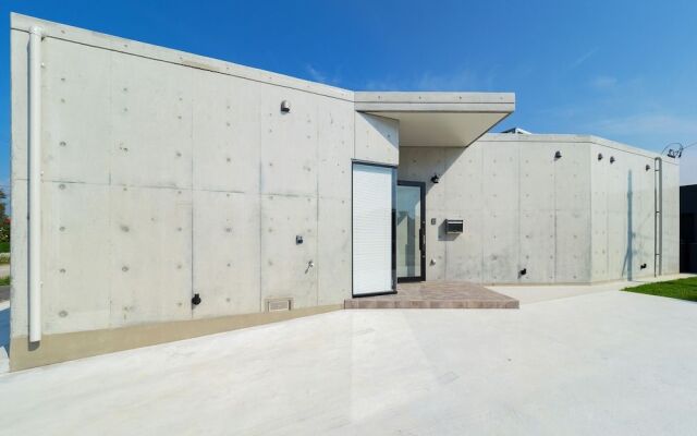 Sumuide Terrace H