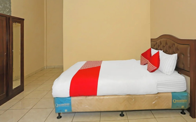 Hotel Danau Indah by OYO Rooms