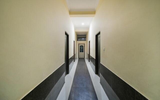 OYO 24575 Hotel Prabhu Villas