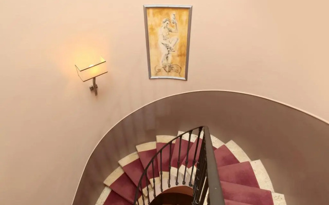 Condotti Palace