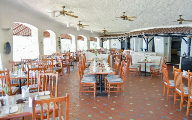 Caribbea Bay Resort