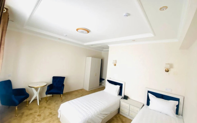 Humo Plaza Hotel