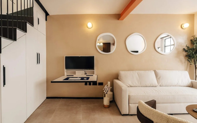 The Primrose Mews in Greater London