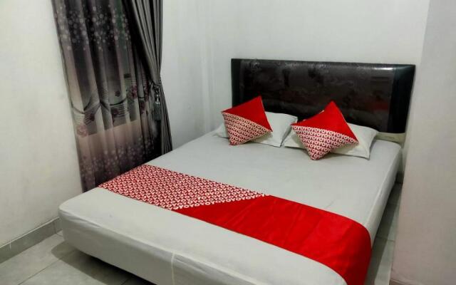 OYO 3919 Karmila Syariah Guest House
