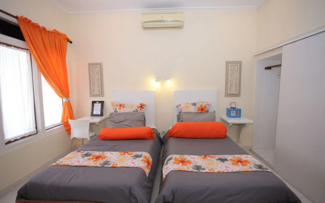Villa Agung Beach Inn