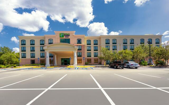 Holiday Inn Express & Suites Bradenton East-Lakewood Ranch, an IHG Hotel