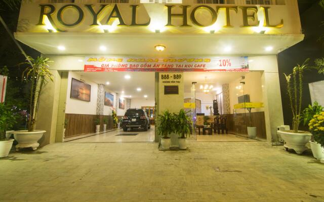 Royal Hotel