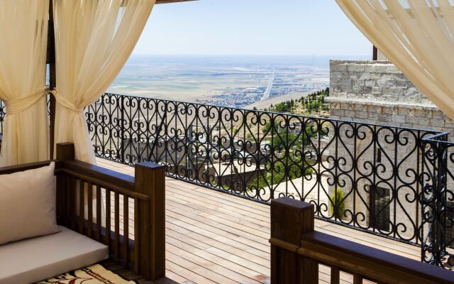 Mardius Tarihi Konak