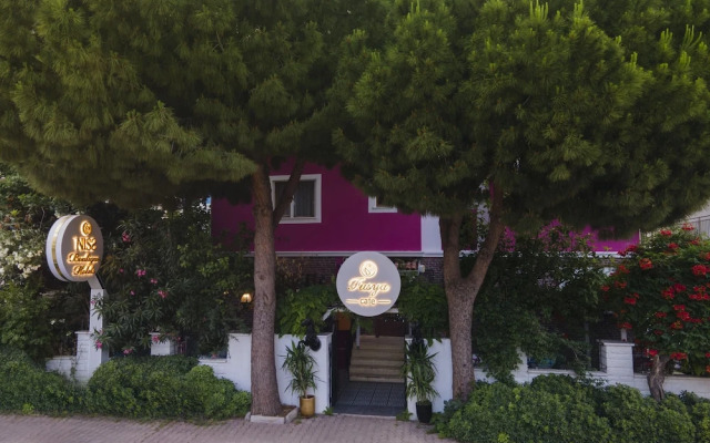 Niss Boutique Hotel