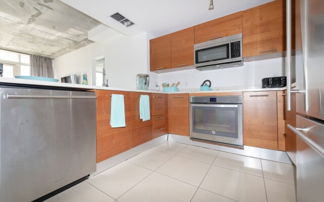 Miami World Rental - Midtown 1106