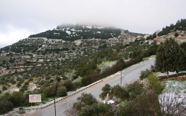 Ajloun Hotel