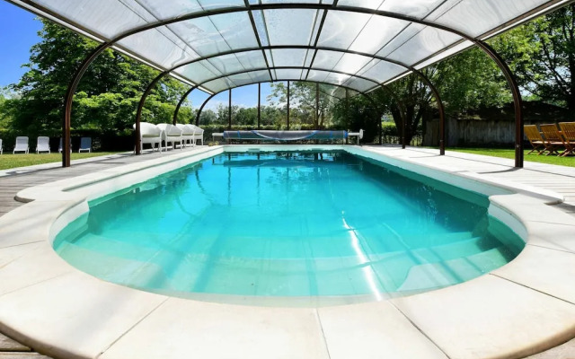 Magnificent Holiday Home in Baronville With Heated Pool & Billiards