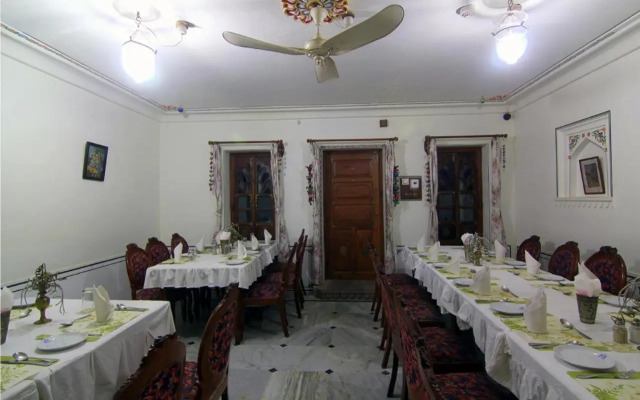 Hotel Pushkar Palace