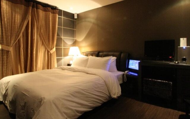Amare Hotel, Uijeongbu