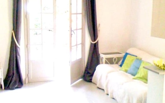 Apartment With one Bedroom in Saint-raphaël, With Enclosed Garden and