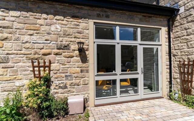 Impeccable 1-bed Apartment in Buxton Town Center