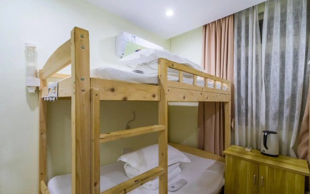 Hangzhou Memory Travel International Hotel- Edge West Lake