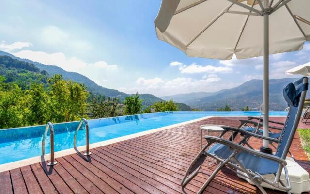 Avena Mountain Hotel - Adults Only