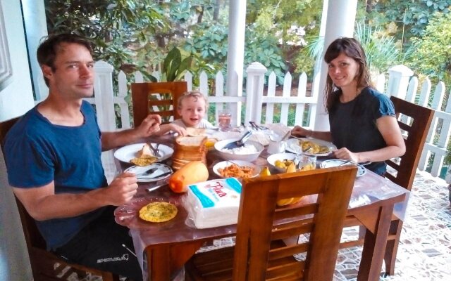 Sudu Neluma Home Stay