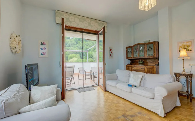 Connie s Apartment in Monvalle