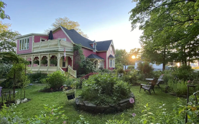 Chambers Guest House B&B