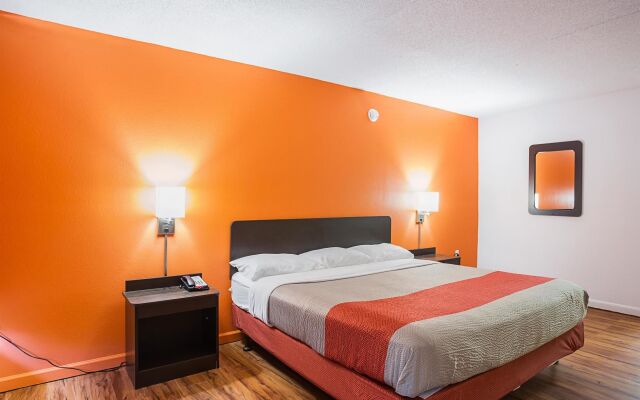 Motel 6-Vicksburg, MS