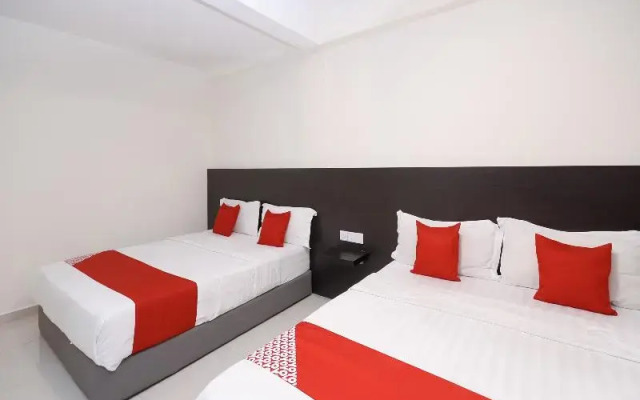 OYO 1148 Kenyalang Suite