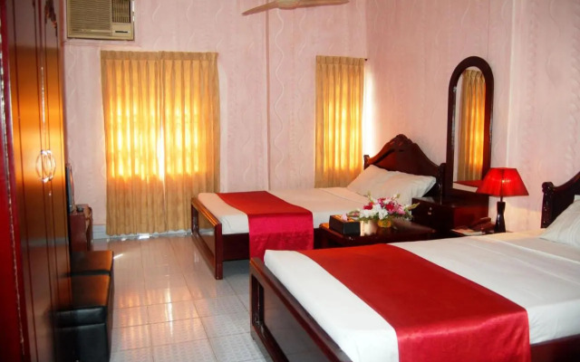 Hotel Swiss Garden International