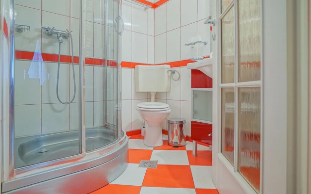 CN2i Luxury Accommodation Duplex City Center