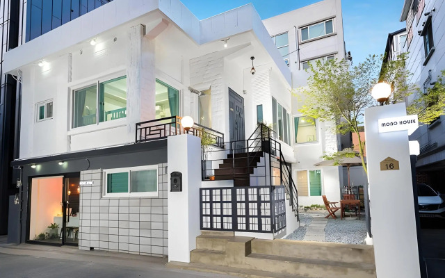 Mono House Hongdae 2