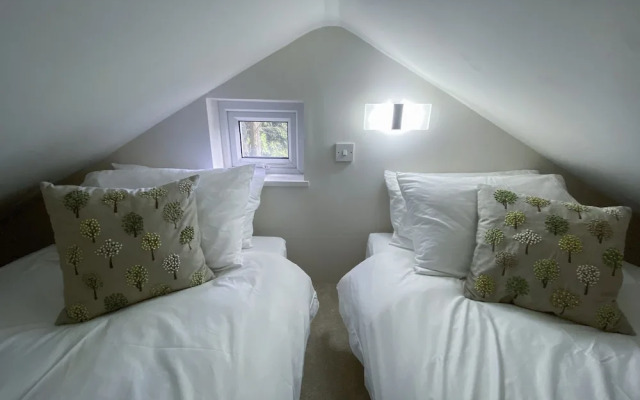 Pear Tree Lodge