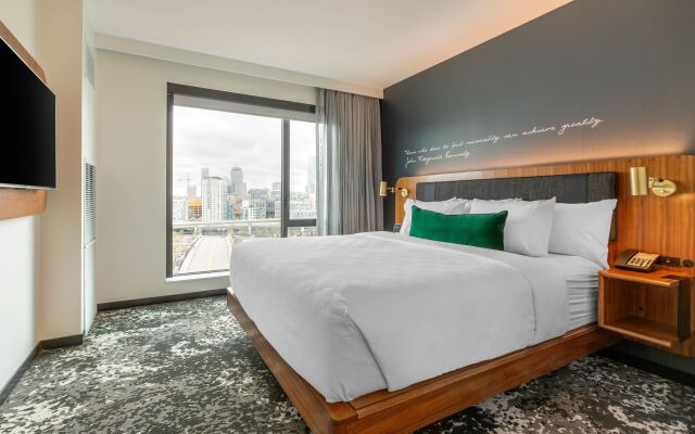 Cambria Hotel Boston Downtown - Seaport