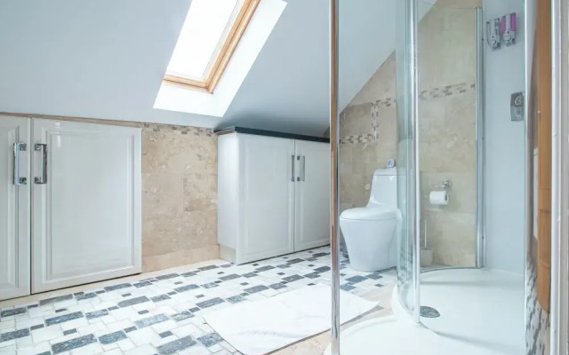 Luxurious Sheffield Villa With Stunning Views