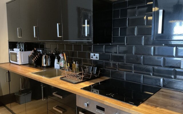 Brighton Beach Stylish 1 Bed Apartment
