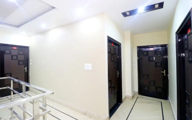 OYO 36004 Hotel Karan Continental