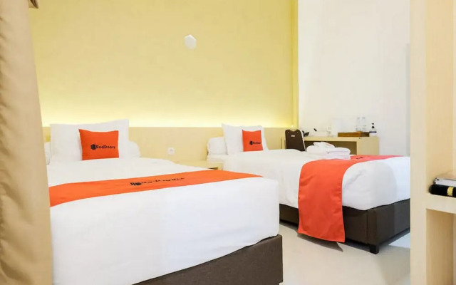 RedDoorz Plus Syariah near Museum Lampung