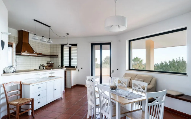 Villa Polignano con Piscina by Wonderful Italy
