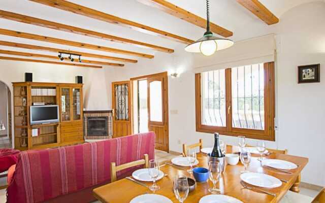 Villa - 3 Bedrooms with Pool - 106419