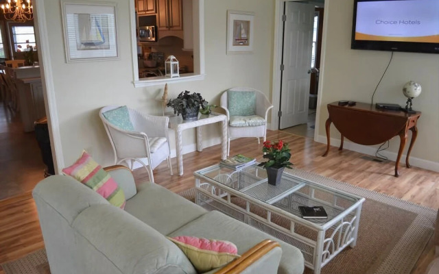 Ocean Breeze - 5 Br Home