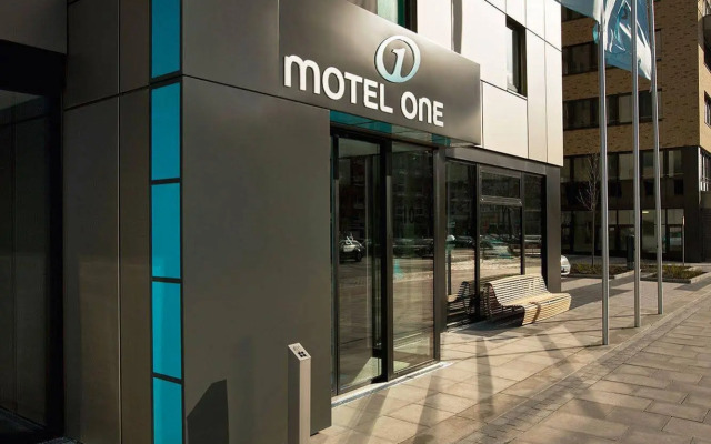 Motel One Hamburg - Alster
