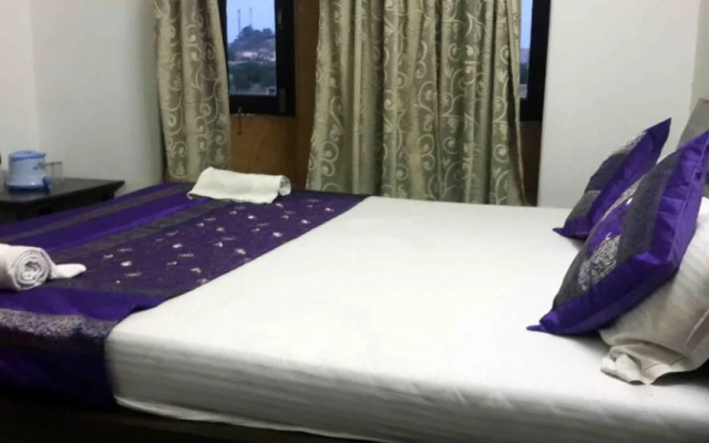 Hotel Suman Palace