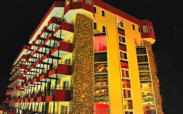 Klas More Beach Hotel