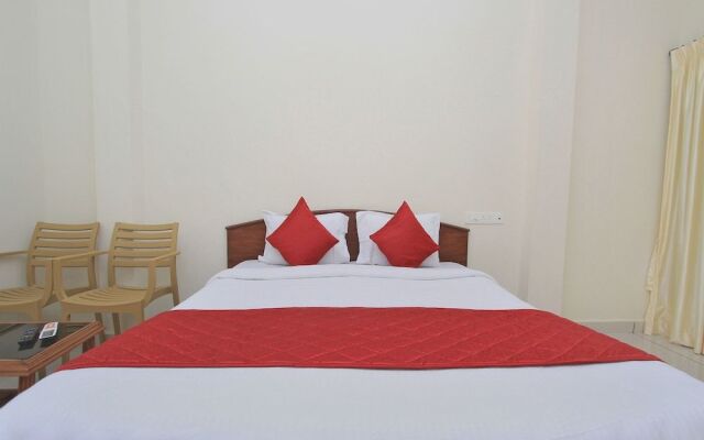 OYO 10777 Home Compact 2BHK Anna Salai