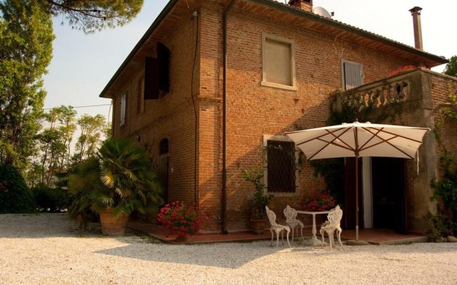 Studio In Terricciola With Shared Pool Enclosed Garden And Wifi 38 Km From The Beach