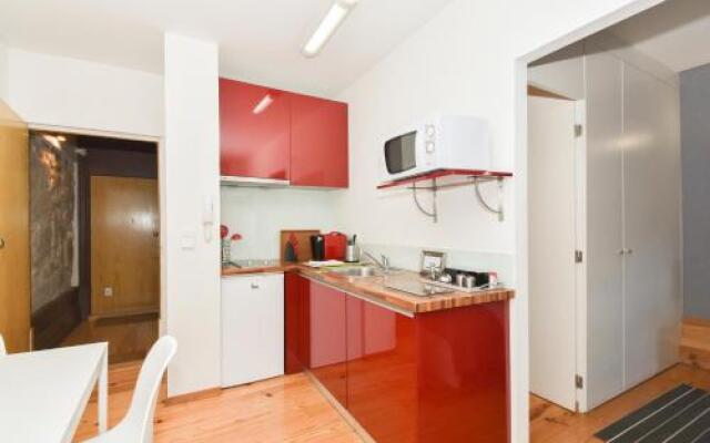 Almada Apartments 468