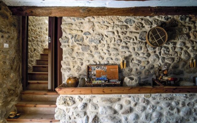 Masia de la Serra de la Cogulla