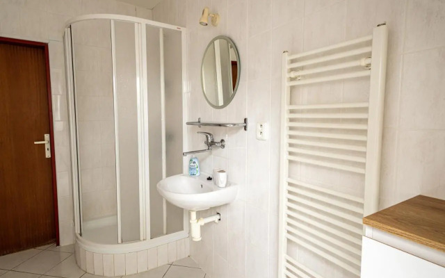 Penzion Restaurace Karlov