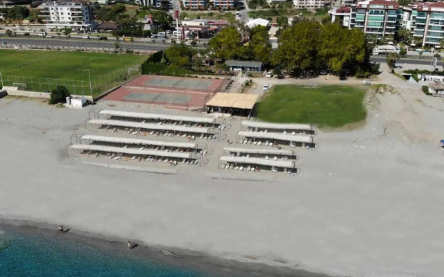Larina Resort & Spa Hotel